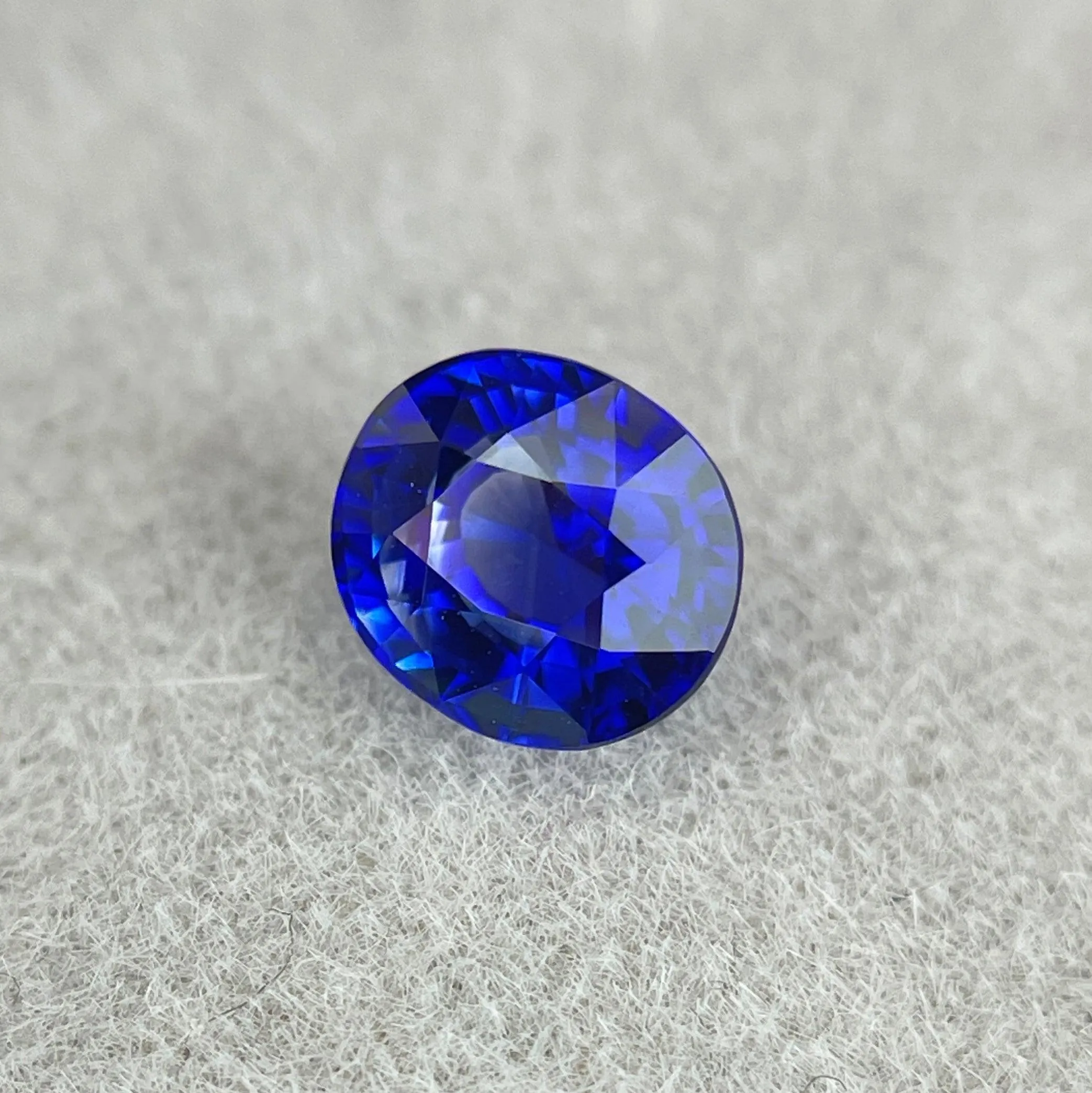 1.08 carat Blue Sapphire/ Blue Sapphire/ Ceylon Blue Sapphire/ Natural Blue Sapphire/ Engagement Ring/ royal Blue Sapphire/ Engagement ring