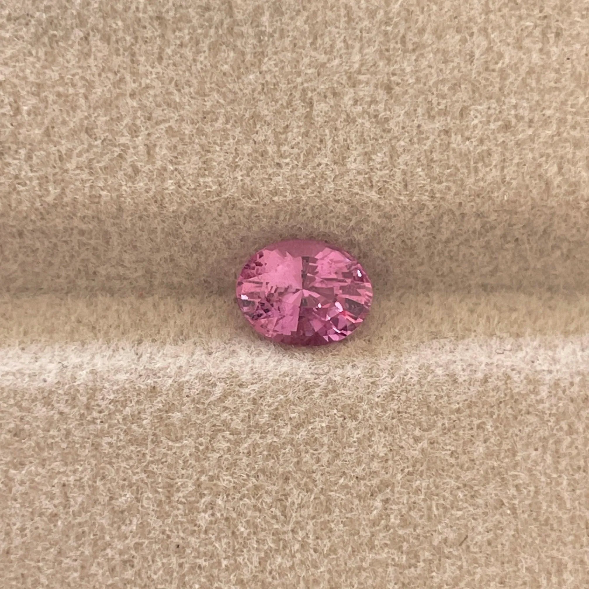 1.15 crt natural Pink Sapphire, hot pink sapphire