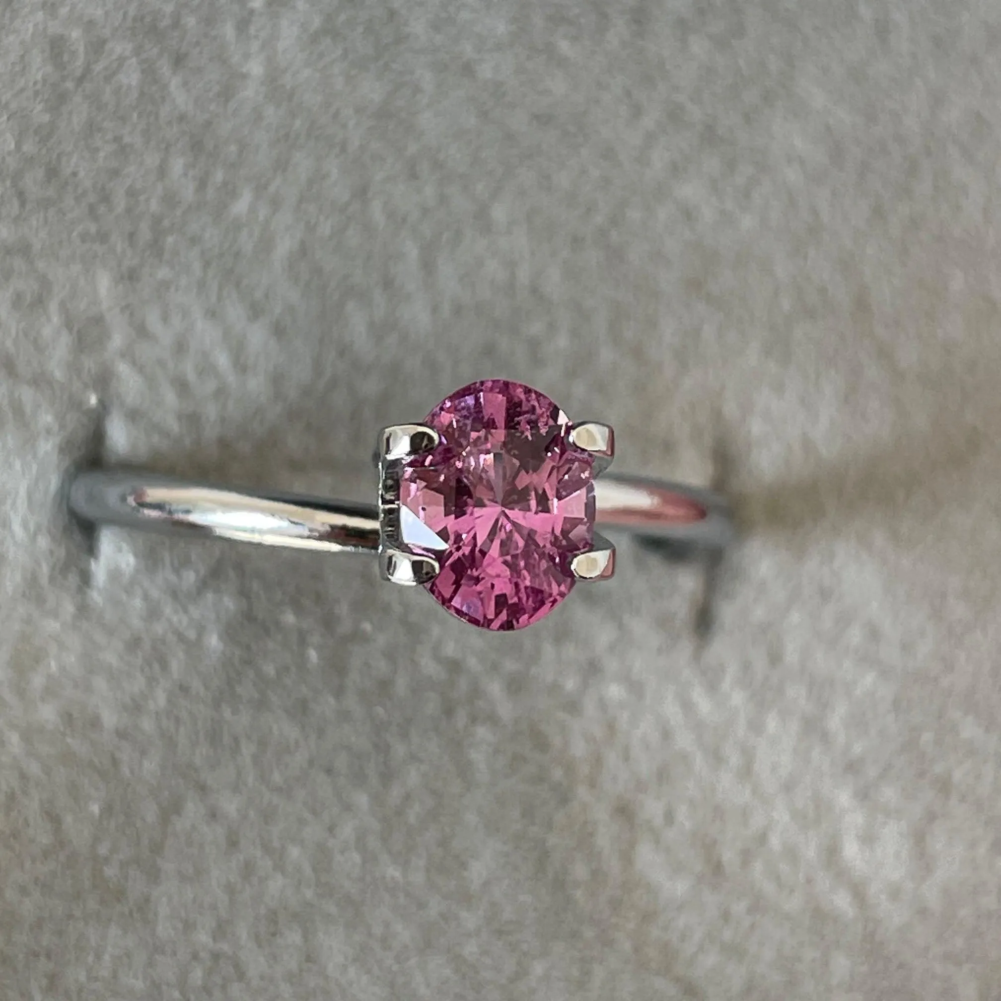 1.15 crt natural Pink Sapphire, hot pink sapphire