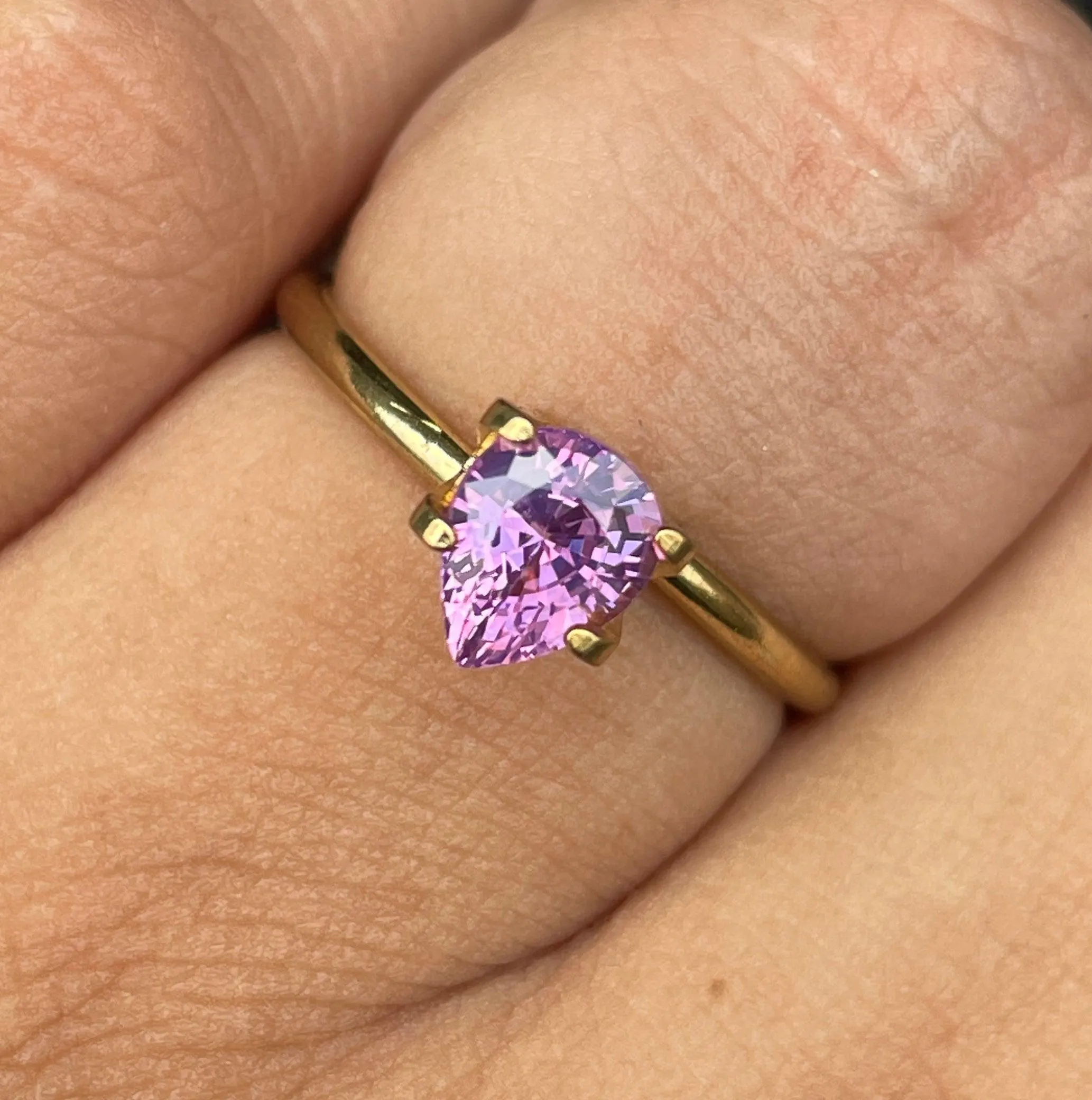 1.27 carat Purplish Pink Sapphire/ / Ceylon purplish pink Sapphire/ Natural purplish pink Sapphire/ Engagement Ring/ pink Sapphire