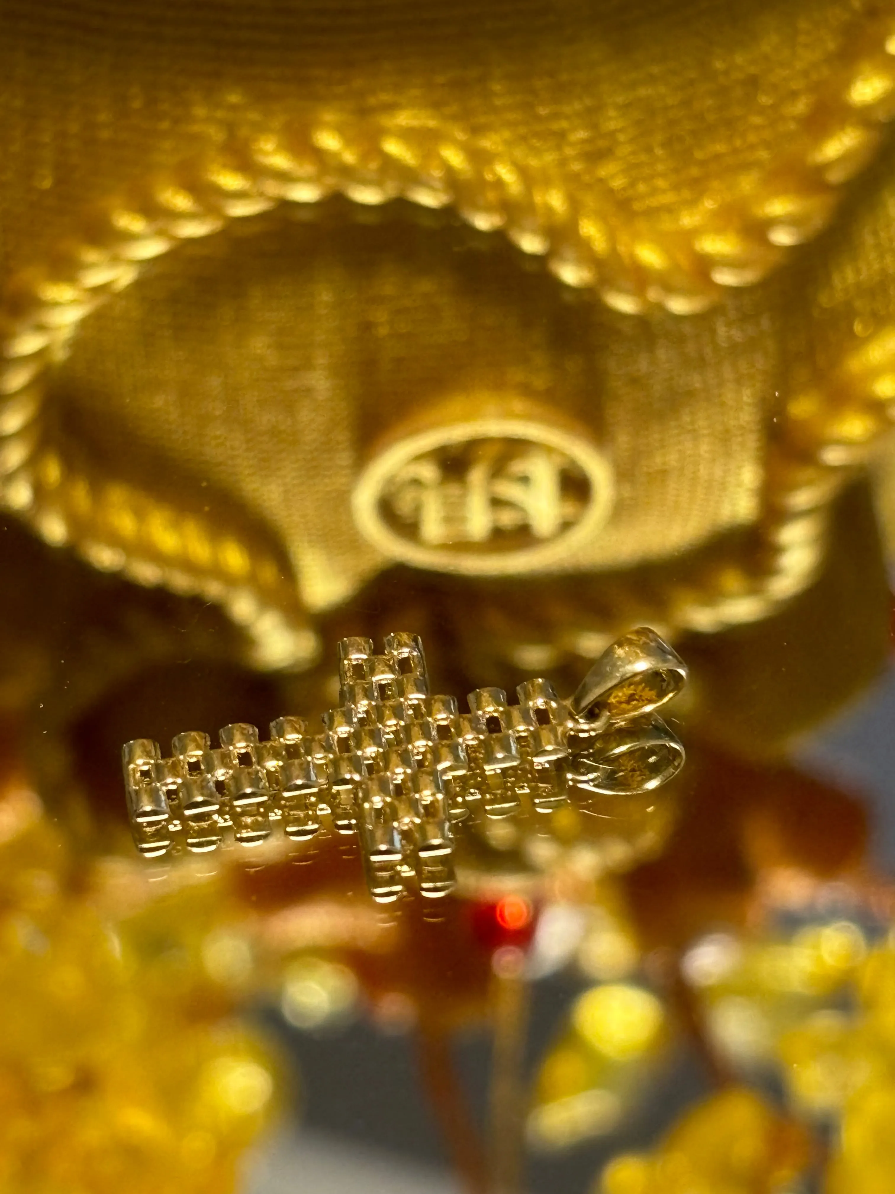 18K Gold Cross Pendant