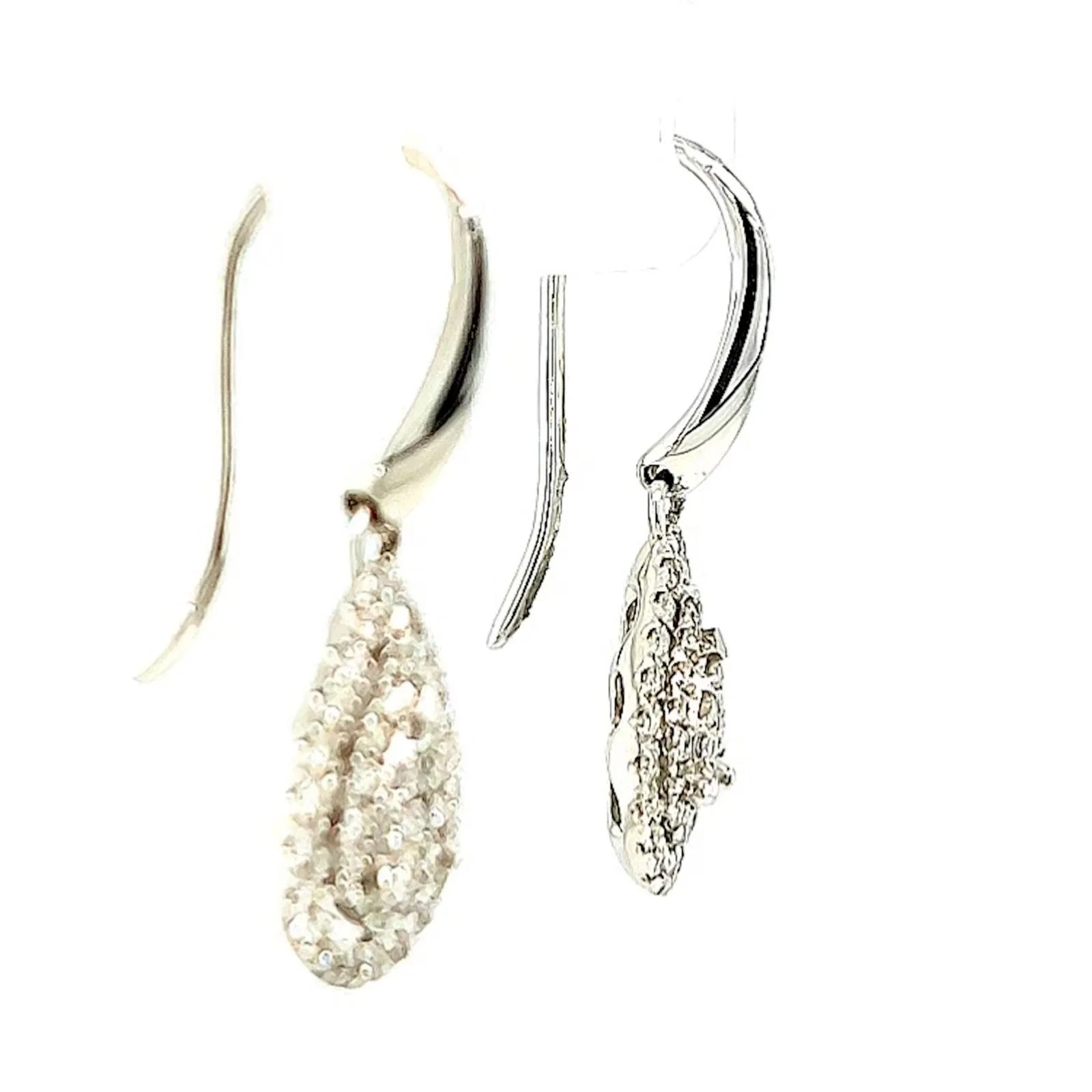 9ct White Gold Round Brilliant Cut with 0.34 CARAT tw of Diamonds Drop Earrings
