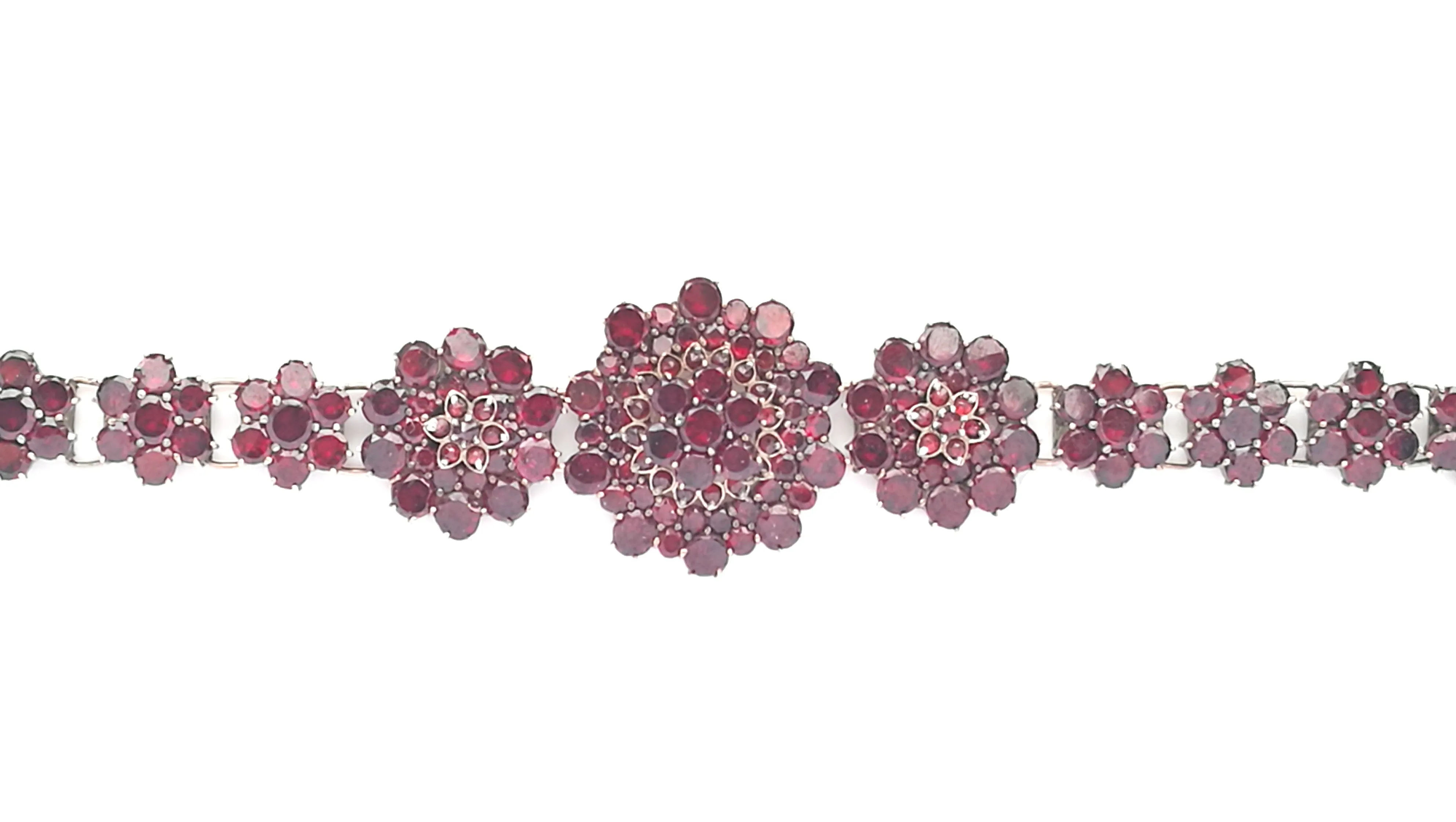 Antique Victorian 1890s Bohemian Garnet Bracelet