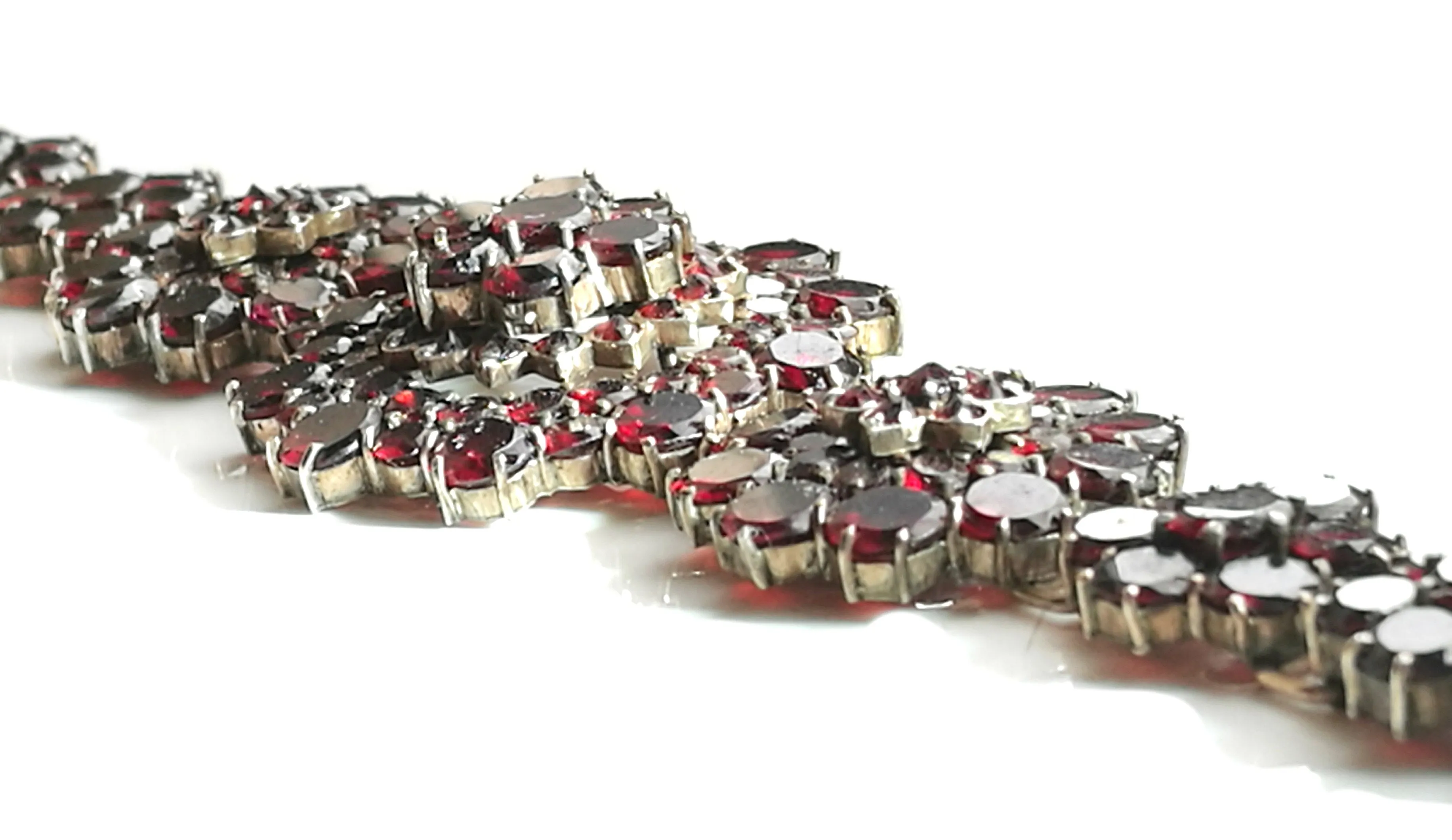 Antique Victorian 1890s Bohemian Garnet Bracelet