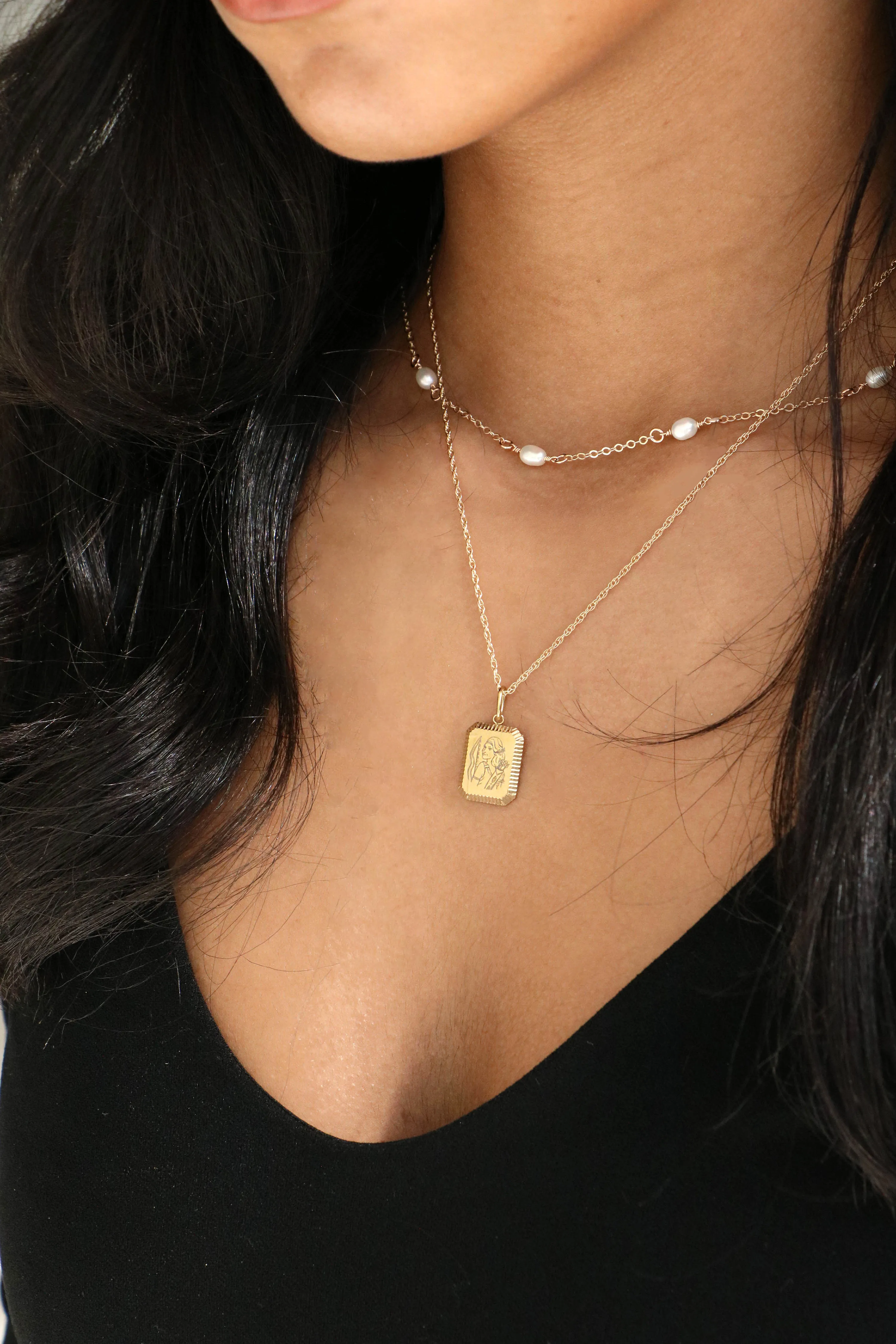 aphrodite necklace