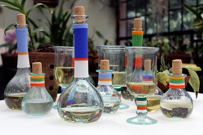 BEADED SMALL OIL BOTTLE SET