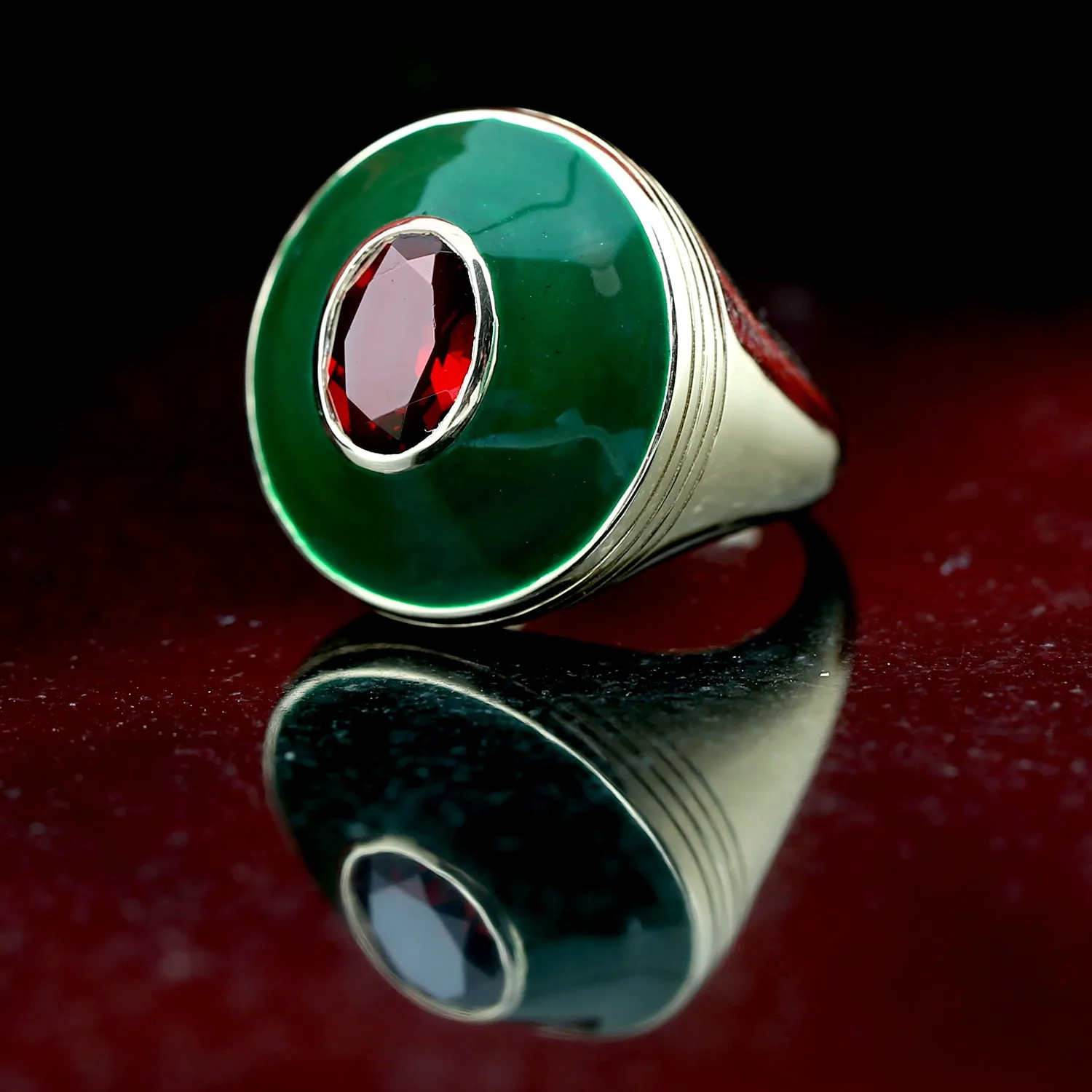 Beautiful Red Garnet Cocktail Enamel Ring Set In 14k Yellow Gold