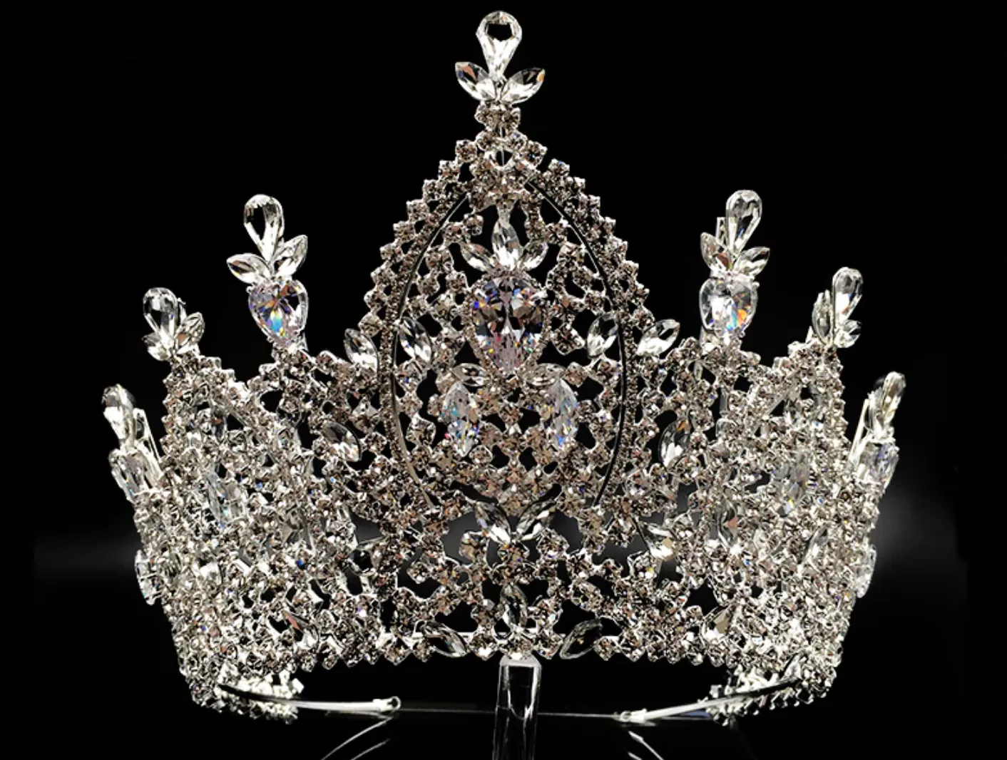 Bursting Imperial Dazzling Crown