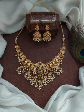 Center Lakshmi Pendant Antique Necklace Set Having Kemp Stones and Pearls