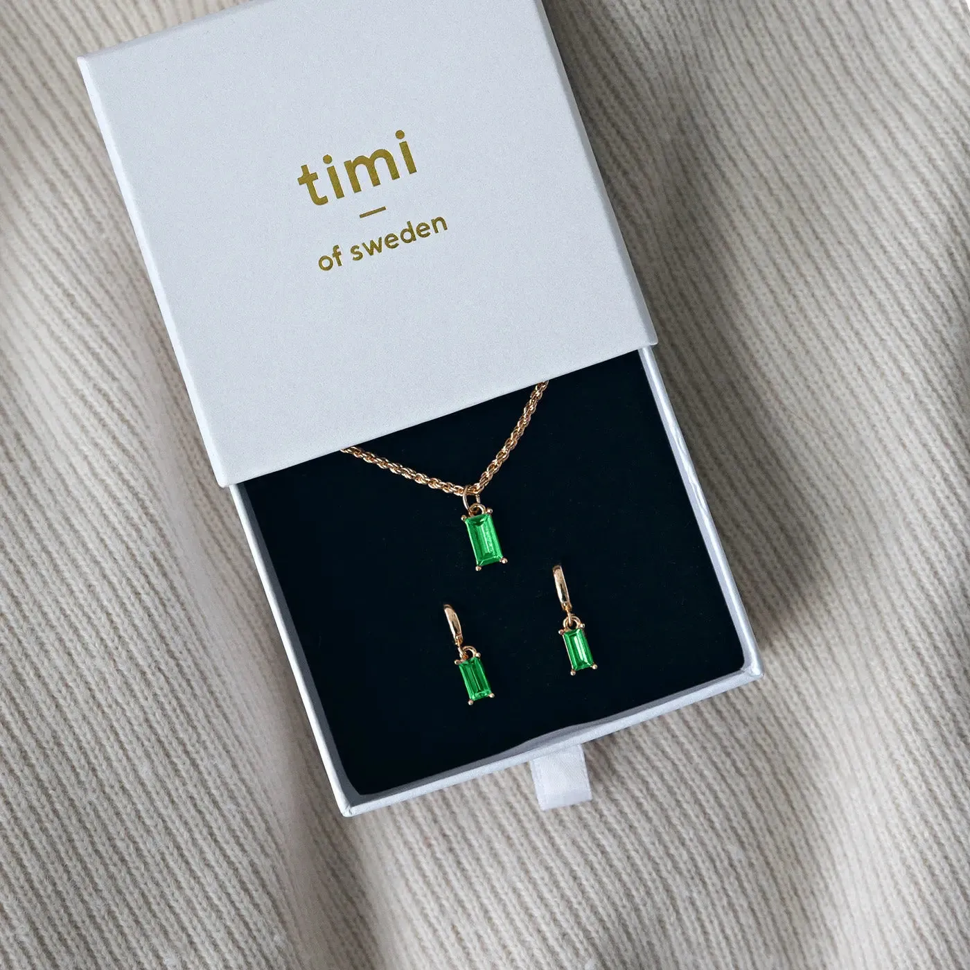 Crystal Set with Necklace and Earrings