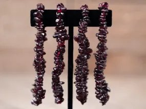 Dark GARNET Crystal Bracelet - Chip Beads - Birthstone Bracelet, Beaded Bracelet, Handmade Jewelry, Healing Crystal Bracelet, E1769