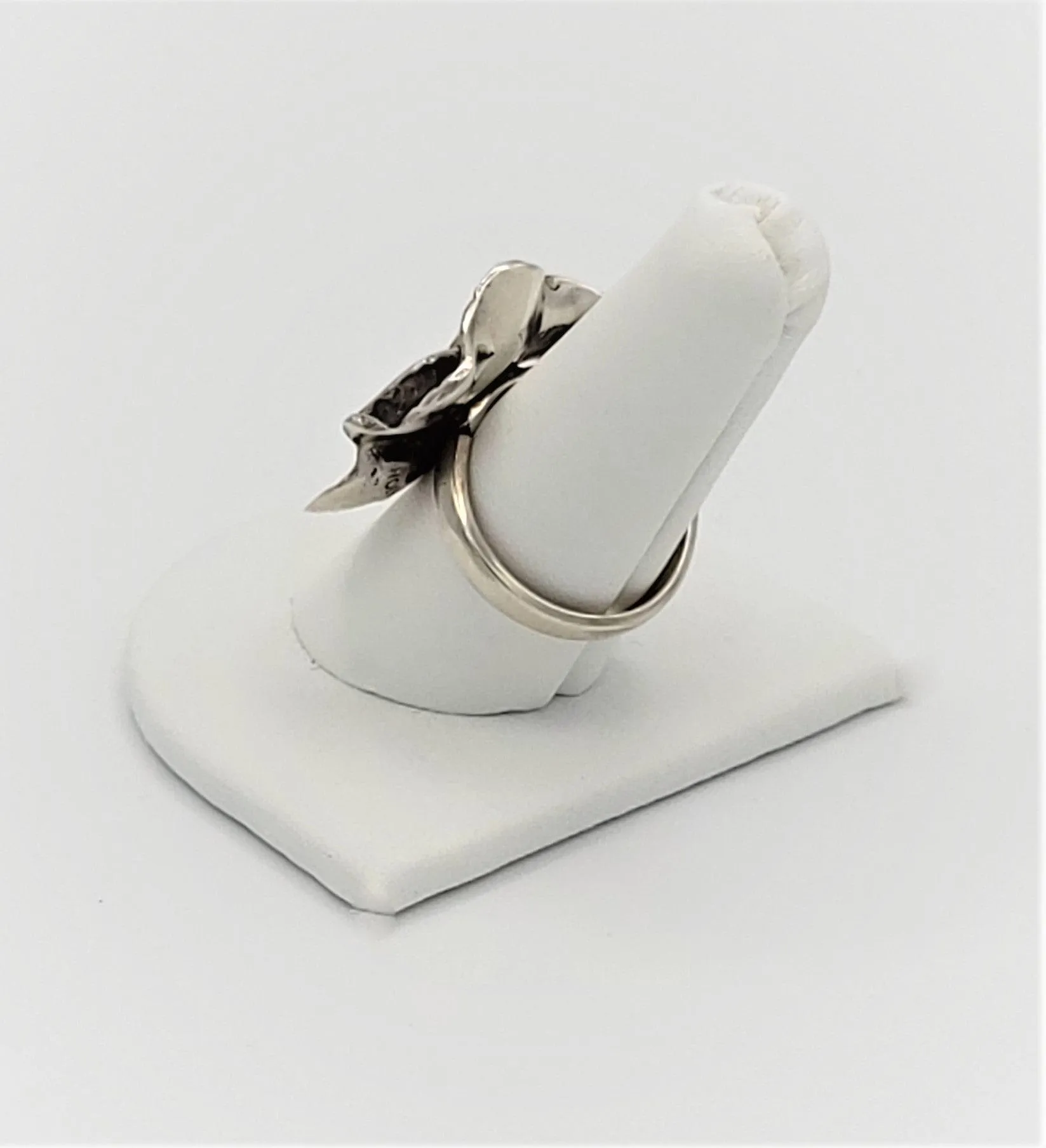 Designer HOB Mexico New York Abstract Mod Flower Sterling Cocktail Ring 1980s