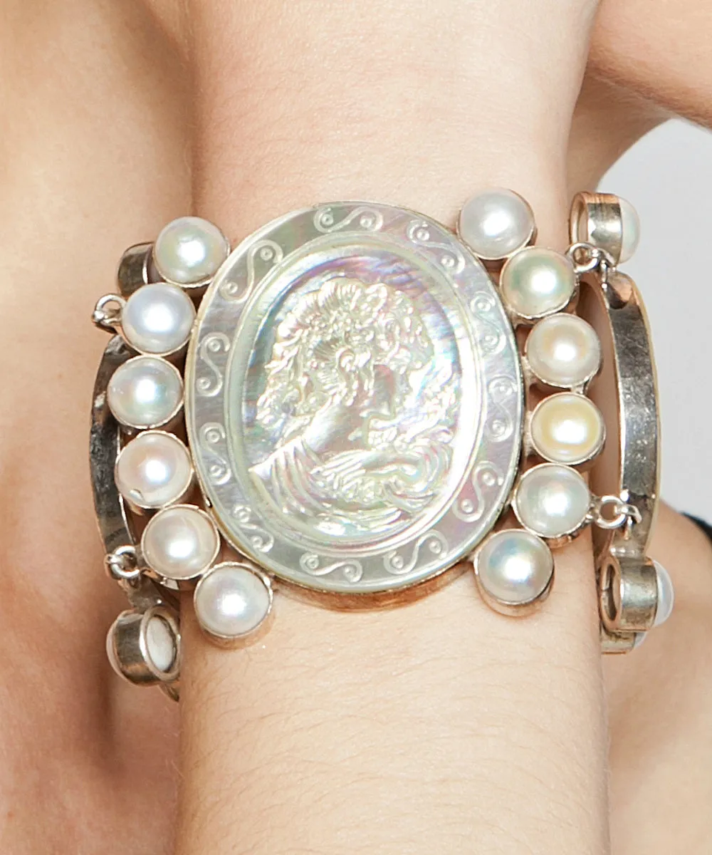 ELISABETTA CAMEO BRACELET