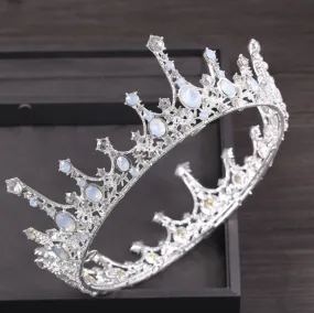 Exquisite Royal Vintage Silver Crown