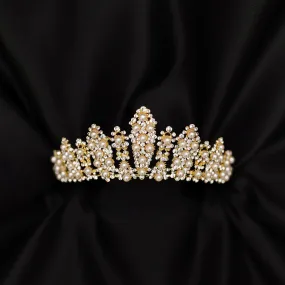 Hollis' Tiara in Gold Pearl