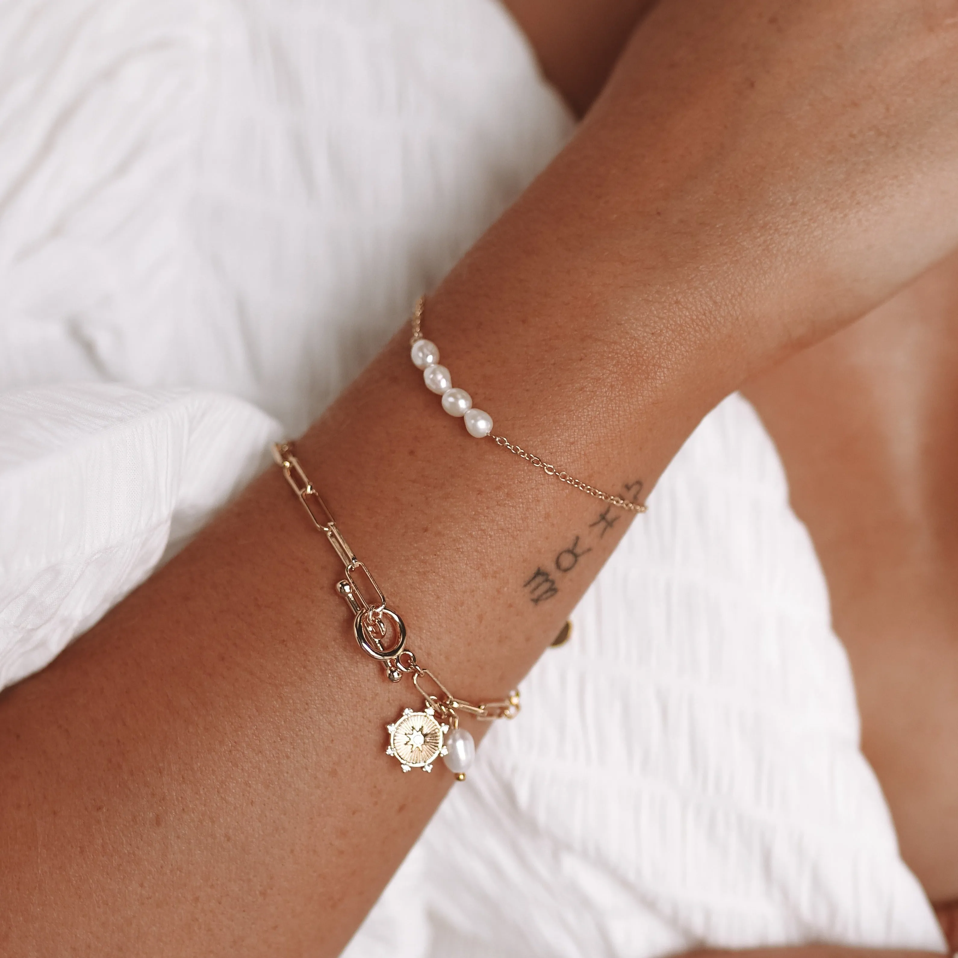 Jaz - Pearl Bracelet