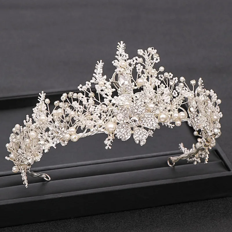 Lovable Perfect Pearly Tiara