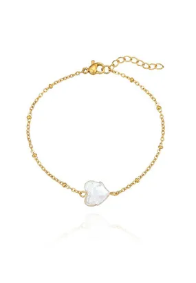 Lydia Love Shape Baroque Pearl Pendant Dotted Chain Link Bracelet in Gold
