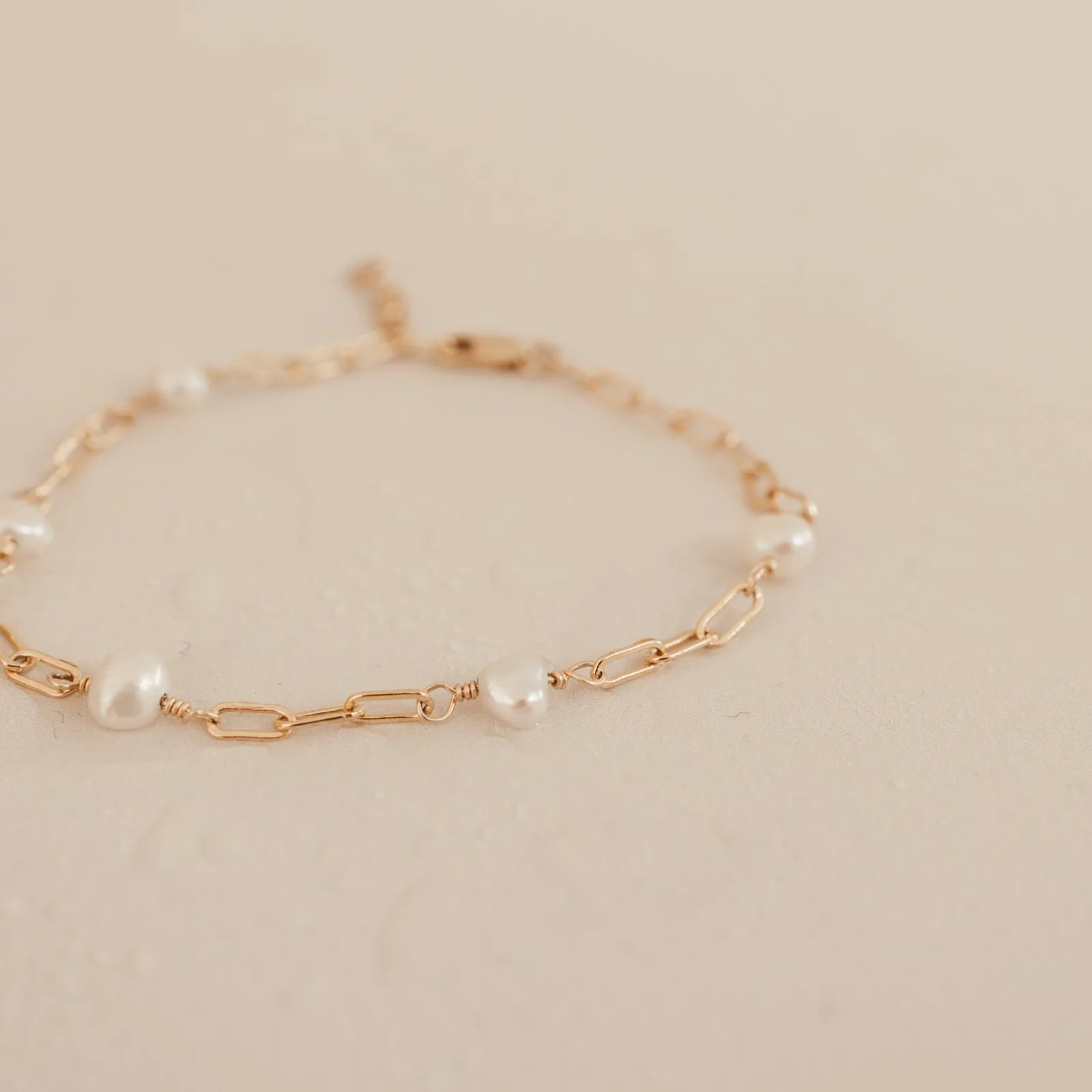 Nerida • Pearl Adorned Link Bracelet