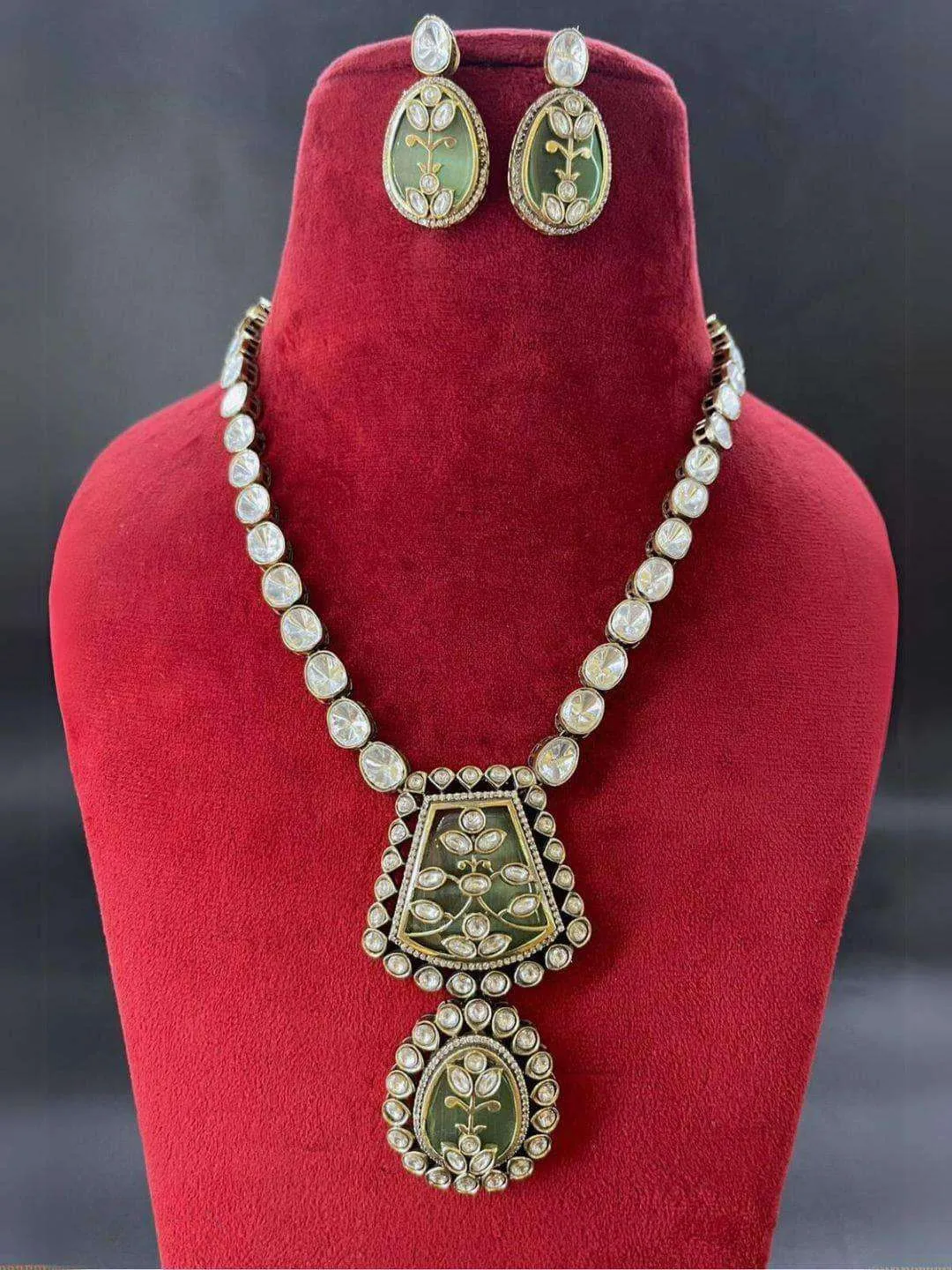 Polki Pendant Necklace