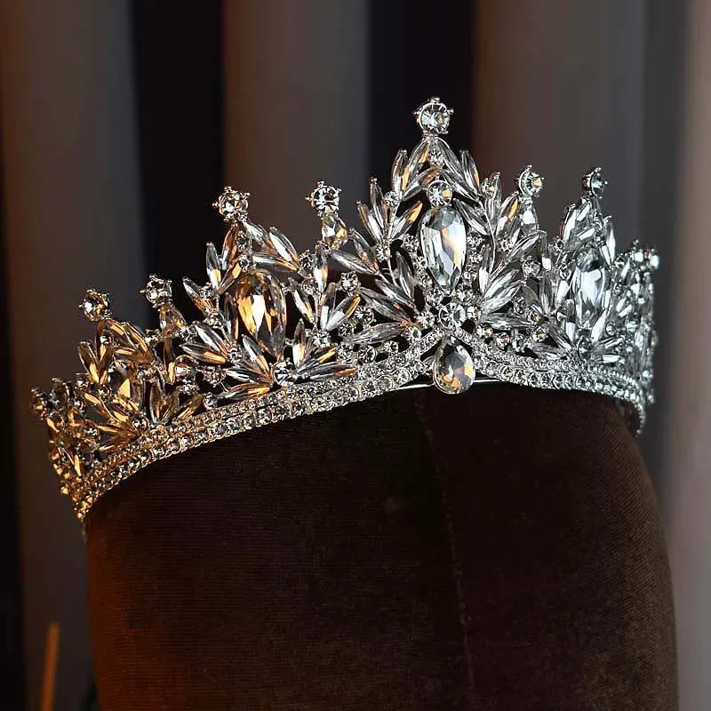 Quinceañera Detailed Sparkling Tiara