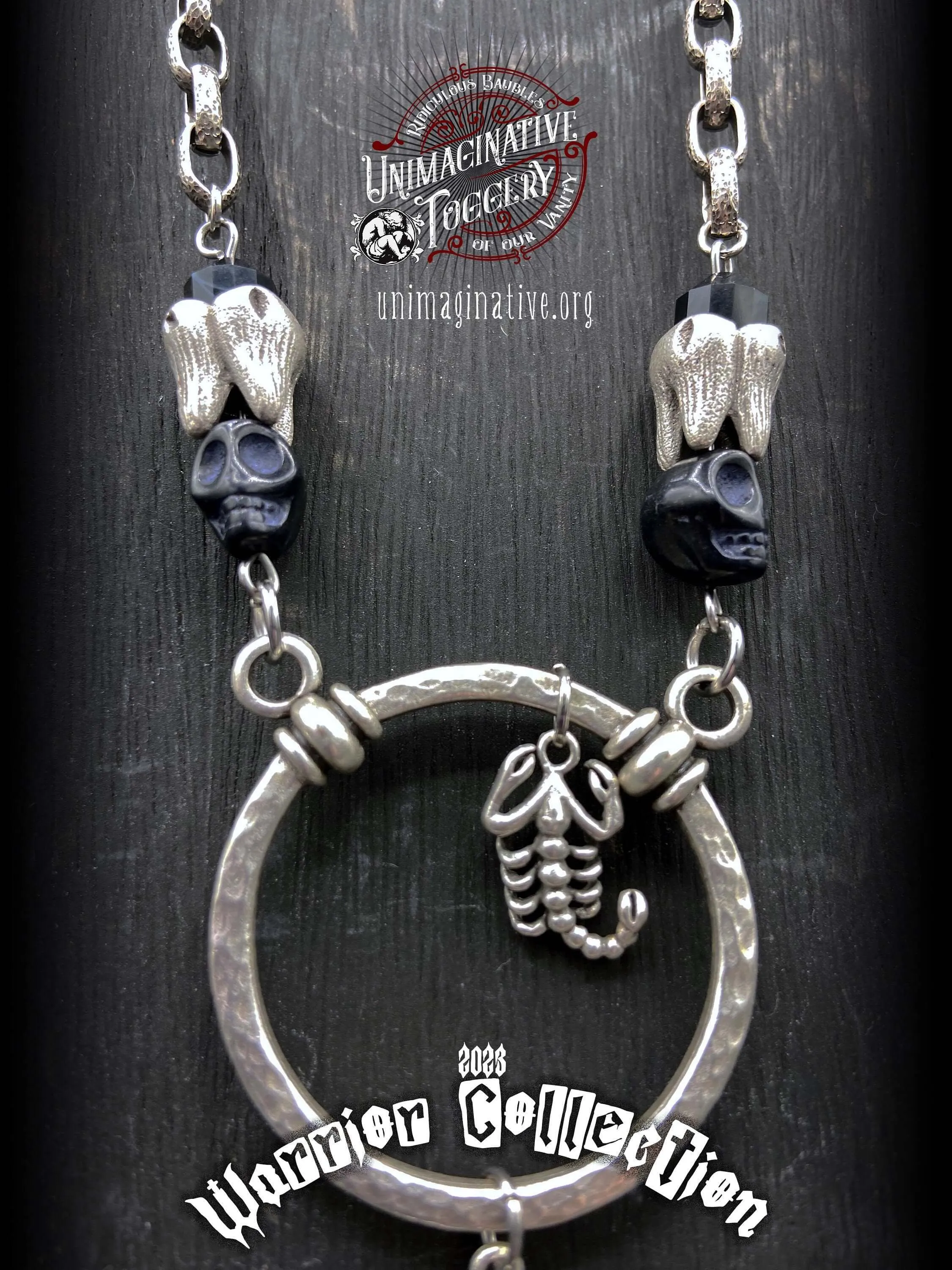 The Lozen necklace